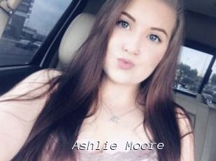 Ashlie_Moore