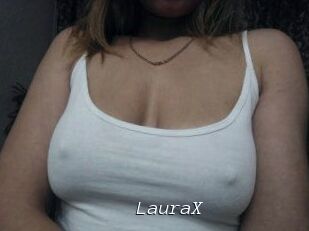 LauraX