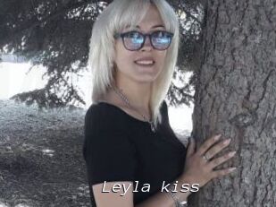 Leyla_kiss