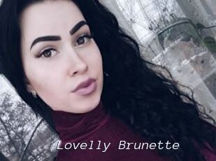 Lovelly_Brunette