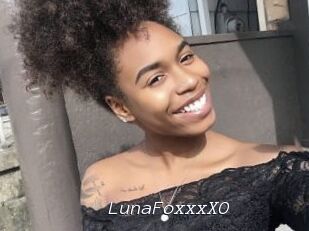 LunaFoxxxXO