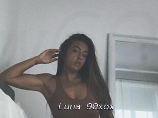 Luna_90xox