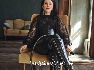 Ladyleather24