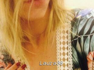 Laura38