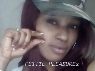 PETITE_PLEASUREx