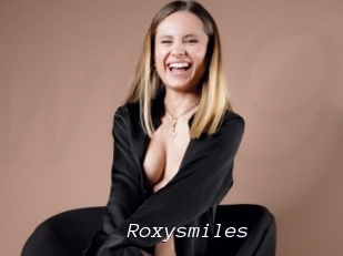 Roxysmiles